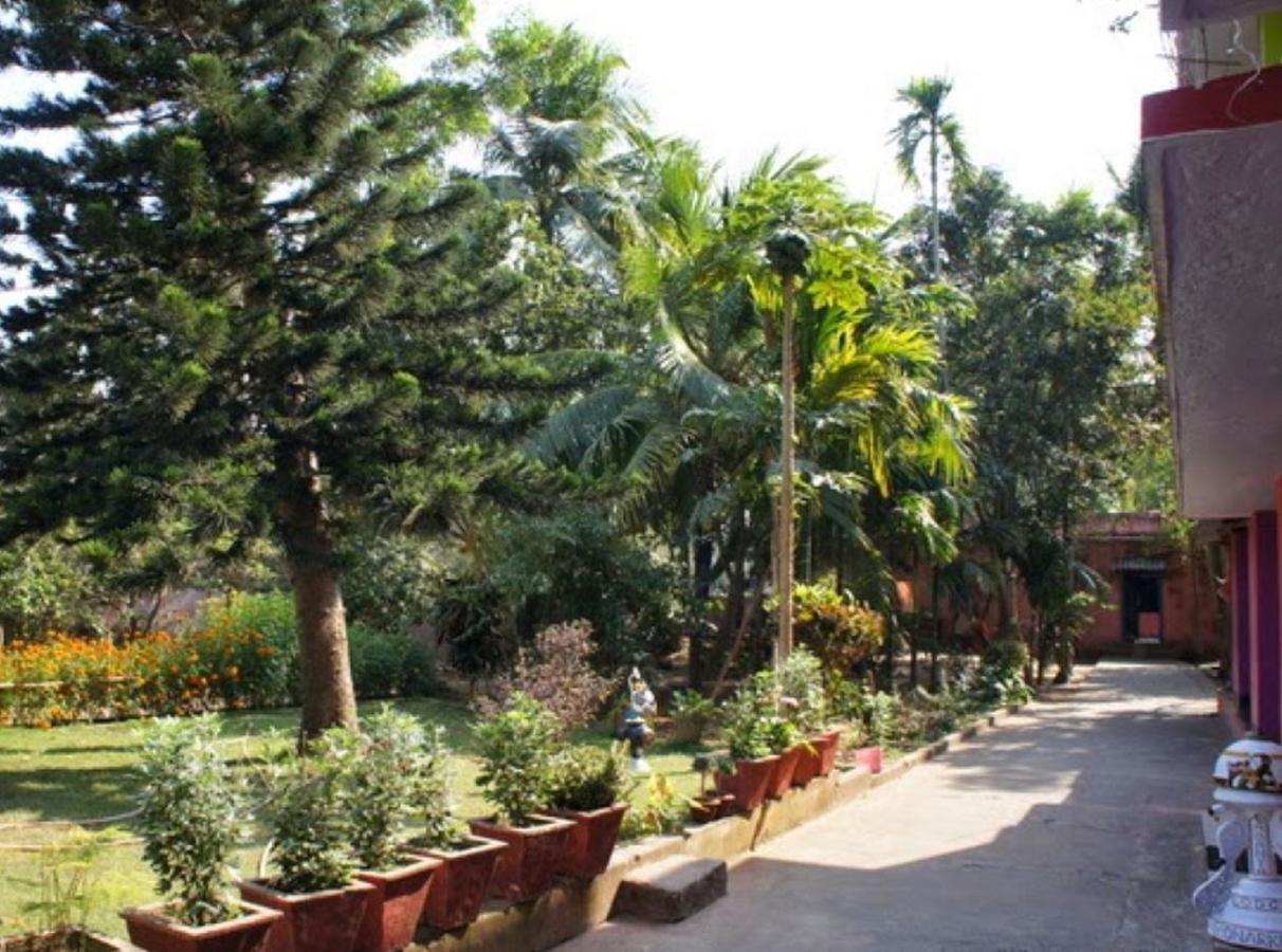 Labanya Guest House Konark Exterior photo